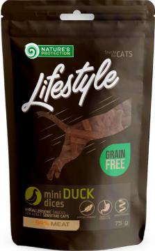 Изображение 1 - Nature's Protection Lifestyle snack for cats Кусочки из утки