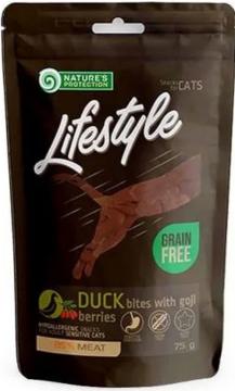 Изображение 1 - Nature's Protection Lifestyle snack for cats Утиные кусочки с ягодами годжи